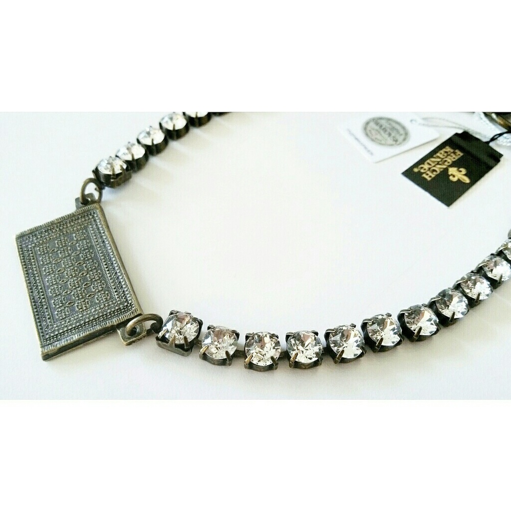 NWT French Kande Crystal Necklace with Medallion